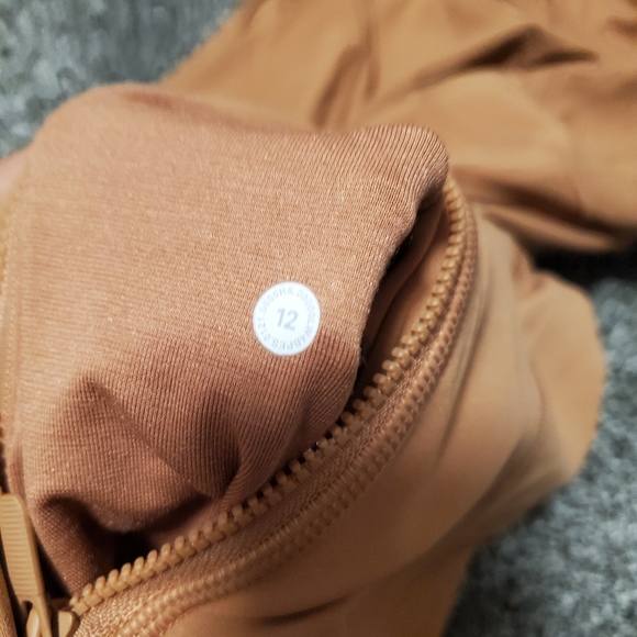 Lululemon Hooded Define Jacket *Nulu in Desert Sun colour size 12 NWT - Picture 10 of 11